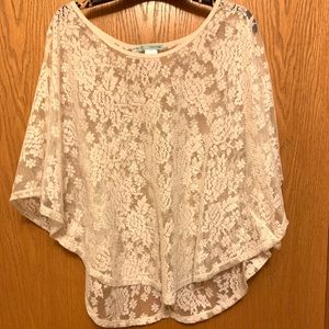 💐💐FINAL** price Maurice’s Lace cape
